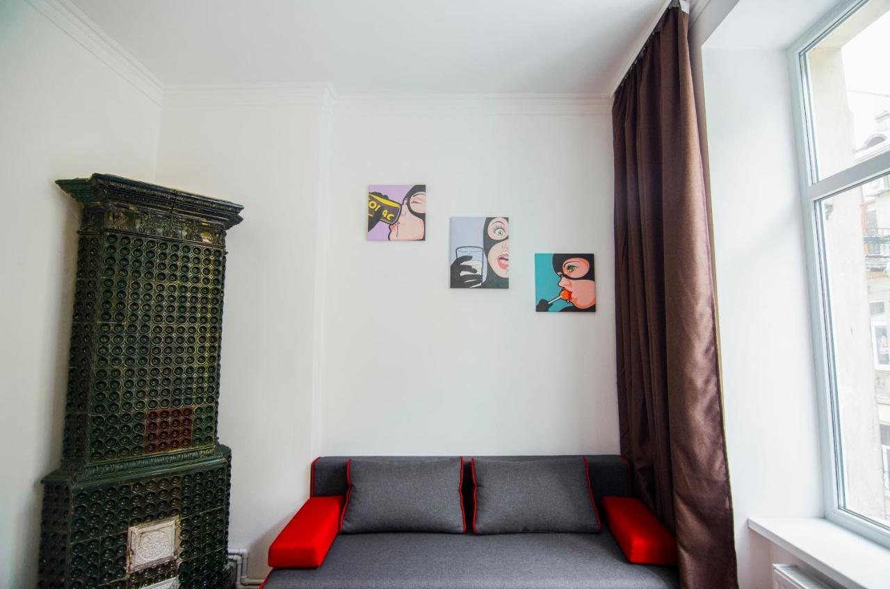Pop Art Hostel Lviv Exterior foto